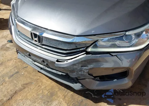 2017 Honda Accord Sport z USA, uszkodzony, nr VIN 1HGCR2F50HA080098